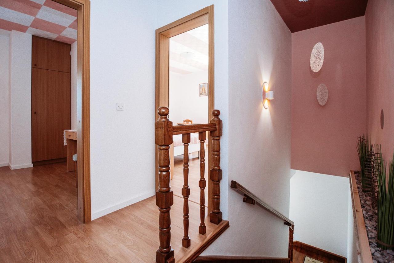 Rooms Emilija Božava Eksteriør bilde